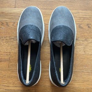 Volatile Rosecrans shoes